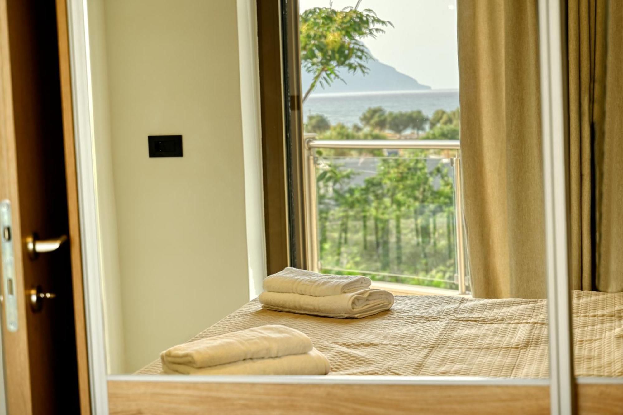Eagle Bay Loft Daire Kíssamos Dış mekan fotoğraf